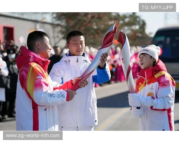 北京冬奥会火炬传递盛况空前，冰雪运动迎来高潮，北京冬奥会火炬点燃仪式