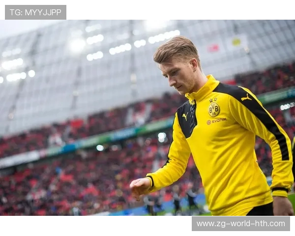 多特边路传中功成,前锋冷静推射破网——极致传控下的决胜之道 多特边路传中功成,前锋冷静推射破网——极致传控下的决胜之道